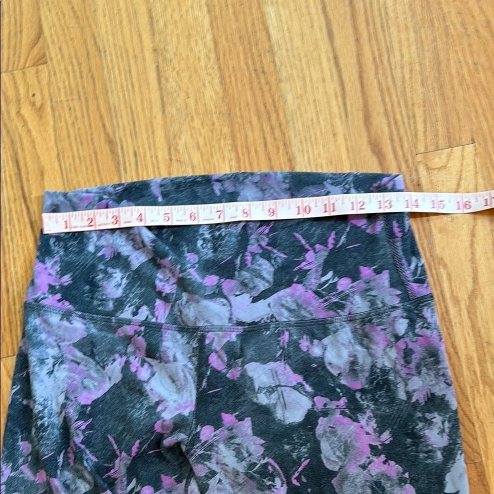 lululemon athletica gray and Purple Patterned Leggings - Picture 3 of 8